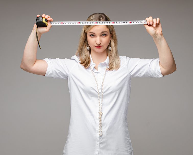  Жена, сантиметър 