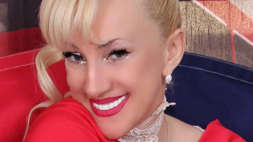 Зрението ми е в една рехава мъгла която все повече