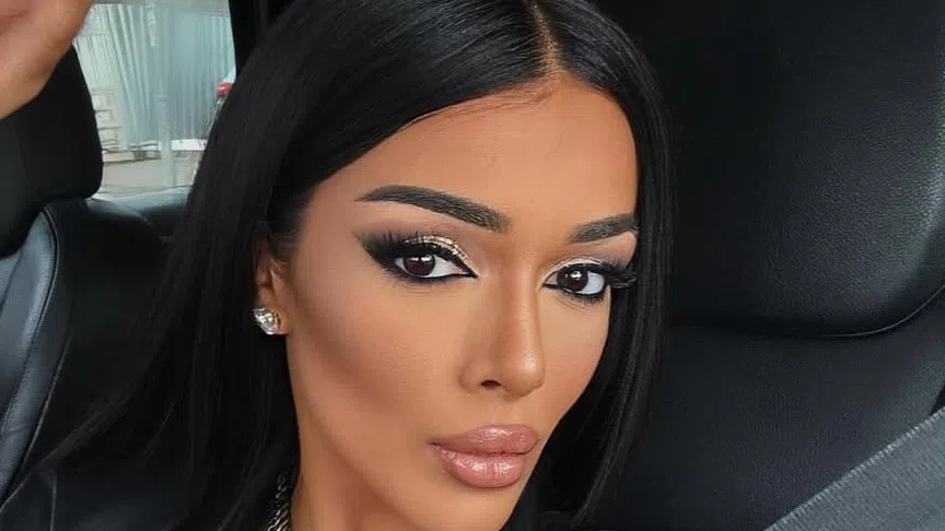 Диона провокира аудиторията си качвайки снимка без грим От кадъра се