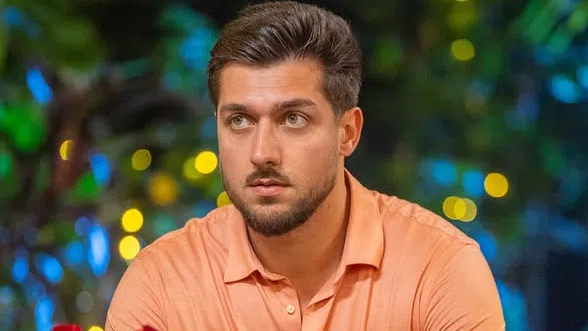 В снощния епизод на Ергенът шест от момичетата бяха поканени