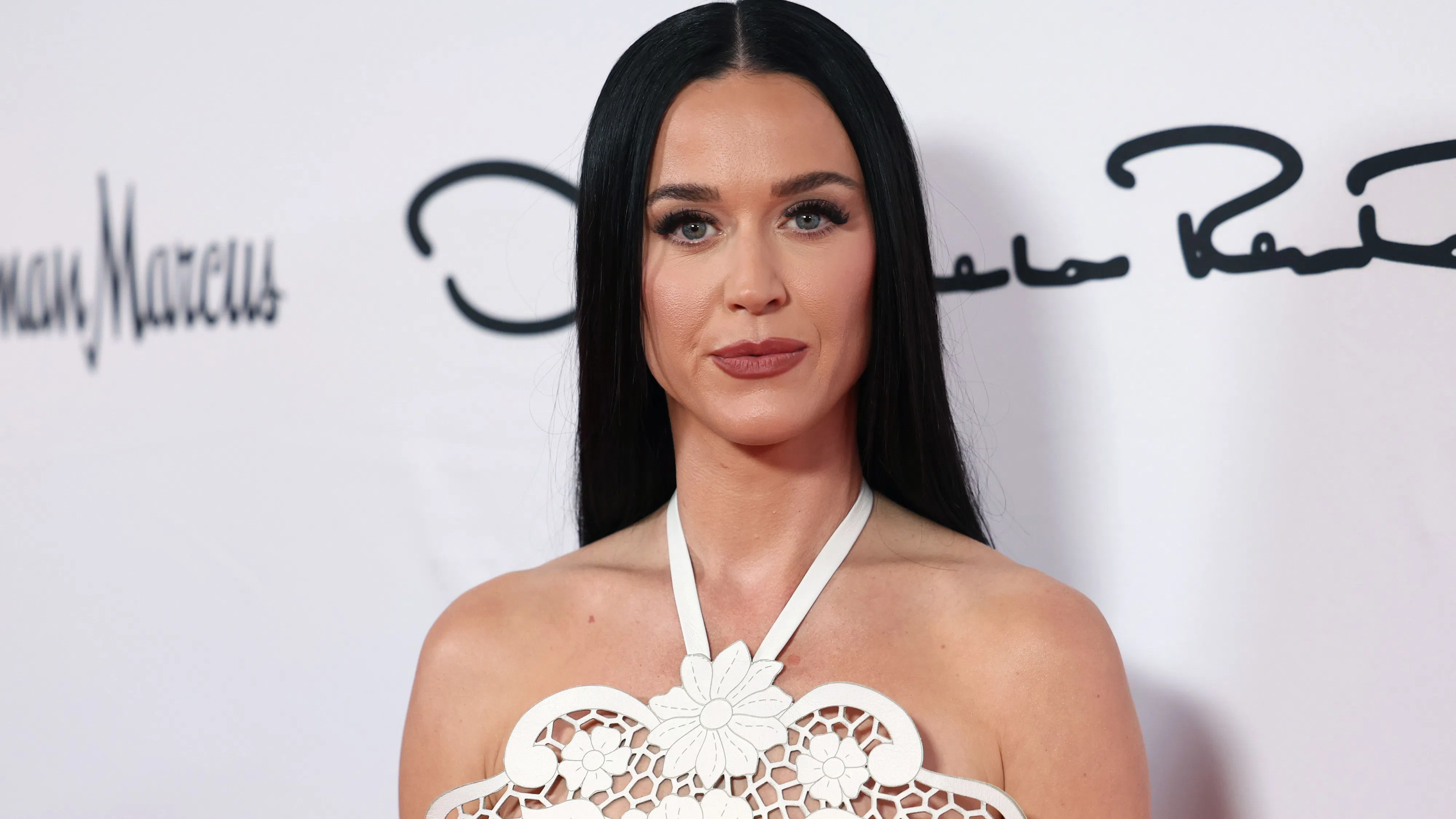 Какво е интернет без конспиративните теории Няма такова животно Но