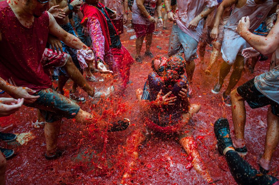 Фестивалът La Tomatina